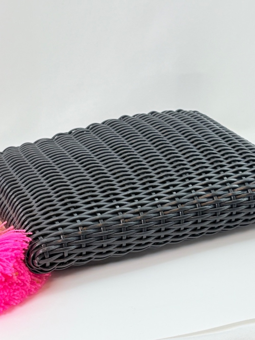 Squeeze De Citron Black Handcrafted Woven Clutch Fun Layered Tassel Summer Style - Picture 6 of 10